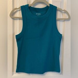 NWOT Old Navy Aqua Color Medium Women’s Cropped Snug Fit Tank Top